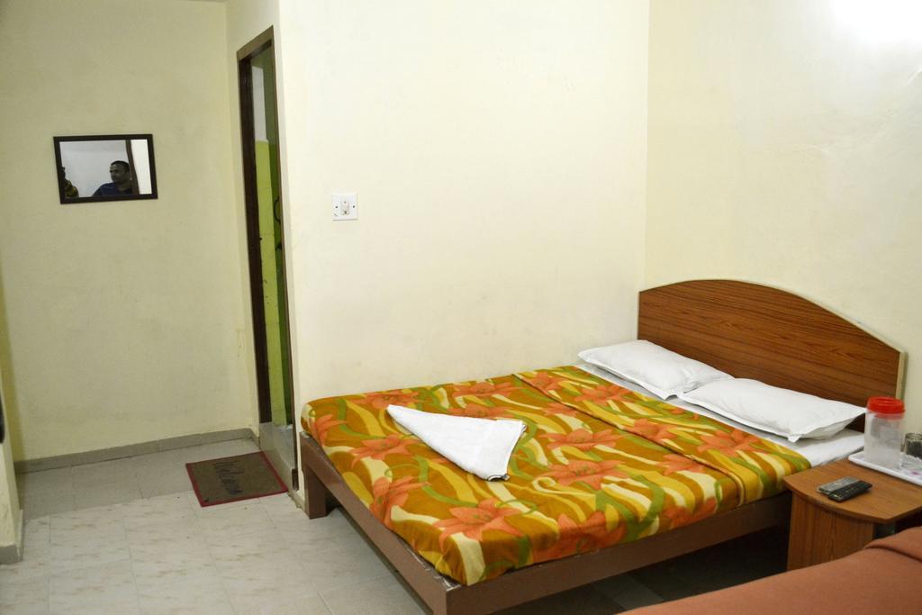 Galaxy Comforts Hotel Mysore Luaran gambar