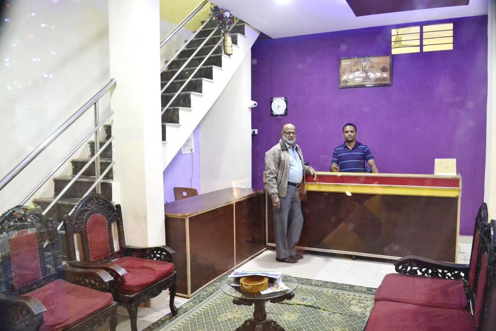 Galaxy Comforts Hotel Mysore Luaran gambar