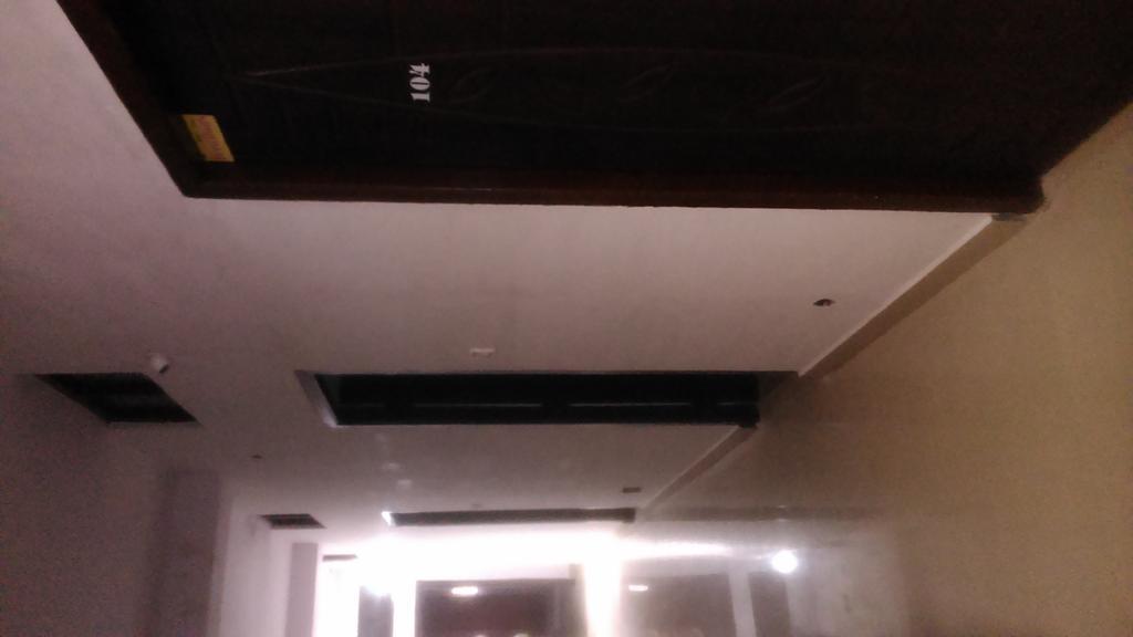 Galaxy Comforts Hotel Mysore Luaran gambar