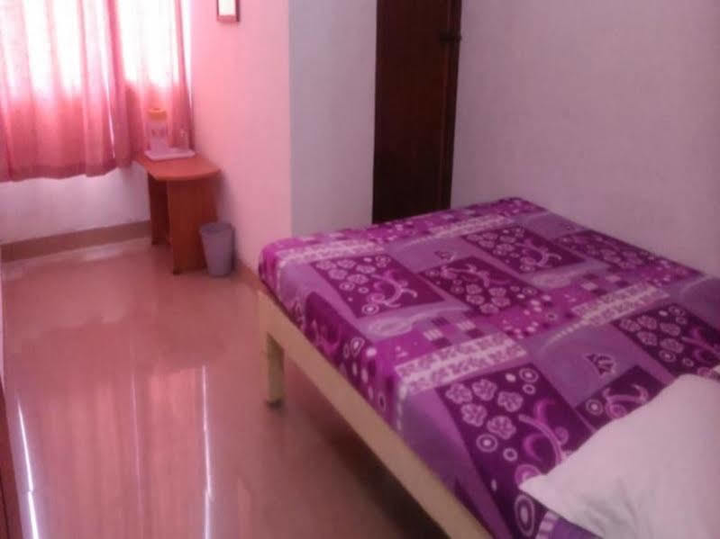 Galaxy Comforts Hotel Mysore Luaran gambar